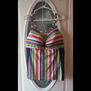 Cacique Swim Full Coverage Top